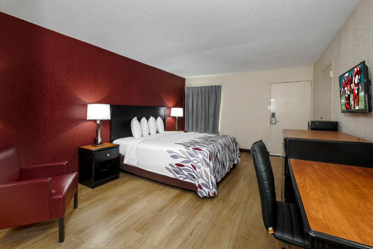 Red Roof Inn Χοτ Σπρινγκς Εξωτερικό φωτογραφία