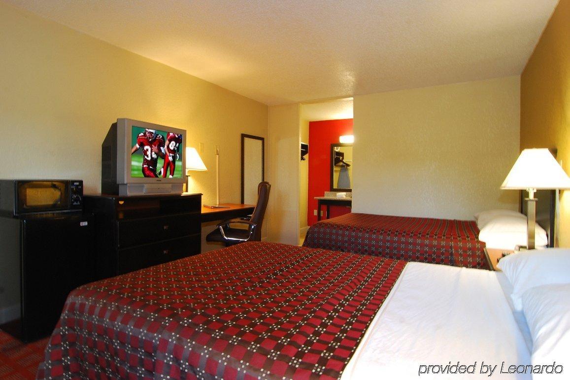 Red Roof Inn Χοτ Σπρινγκς Εξωτερικό φωτογραφία